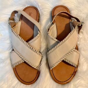 FRYE Women's Cream Leather Robin Feather Crisscross Sandal Size 10